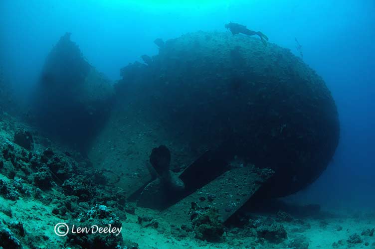 redseawreckschrisoulaK04
