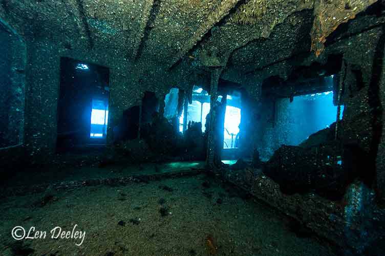 redseawreckschrisoulaK06