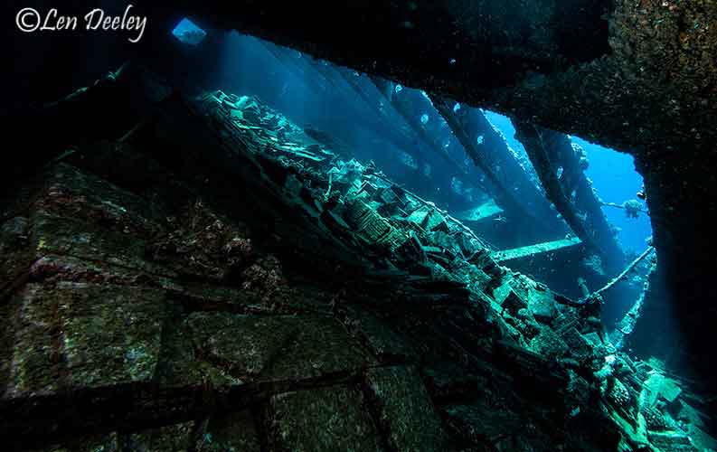 redseawreckschrisoulaK07