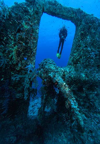 redseawrecksdunraven11